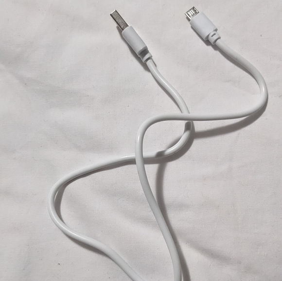 Axloie Mega Bluetooth Speaker - Picture 3 of 5